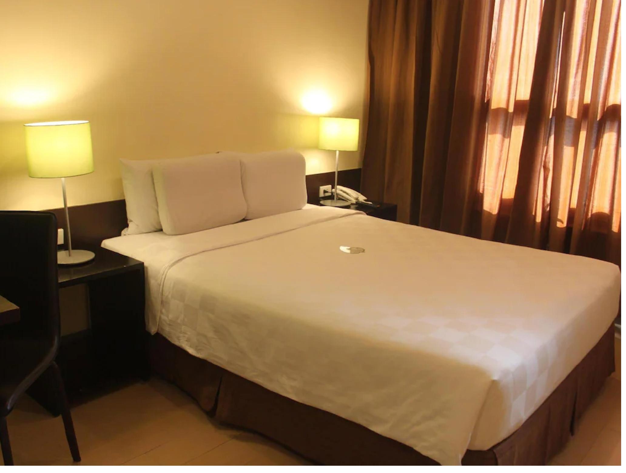 Go Hotels Plus Mandaluyong Exteriér fotografie