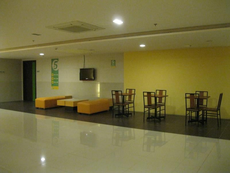 Go Hotels Plus Mandaluyong Exteriér fotografie