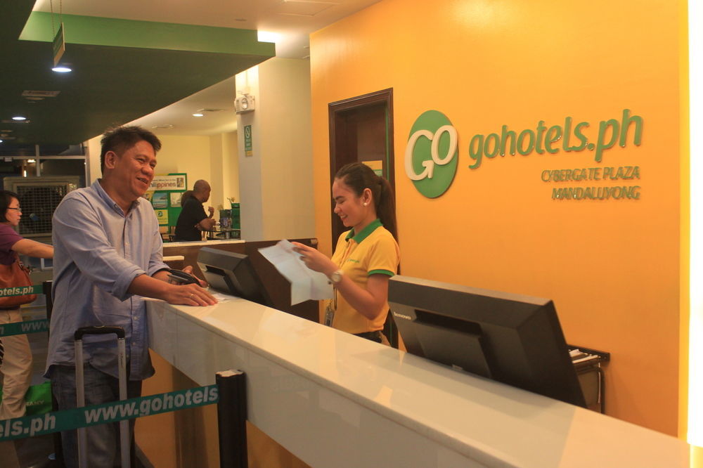 Go Hotels Plus Mandaluyong Exteriér fotografie